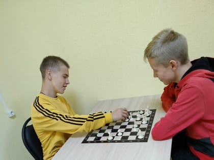 Шахматы и шашки: Искусство настольных игр