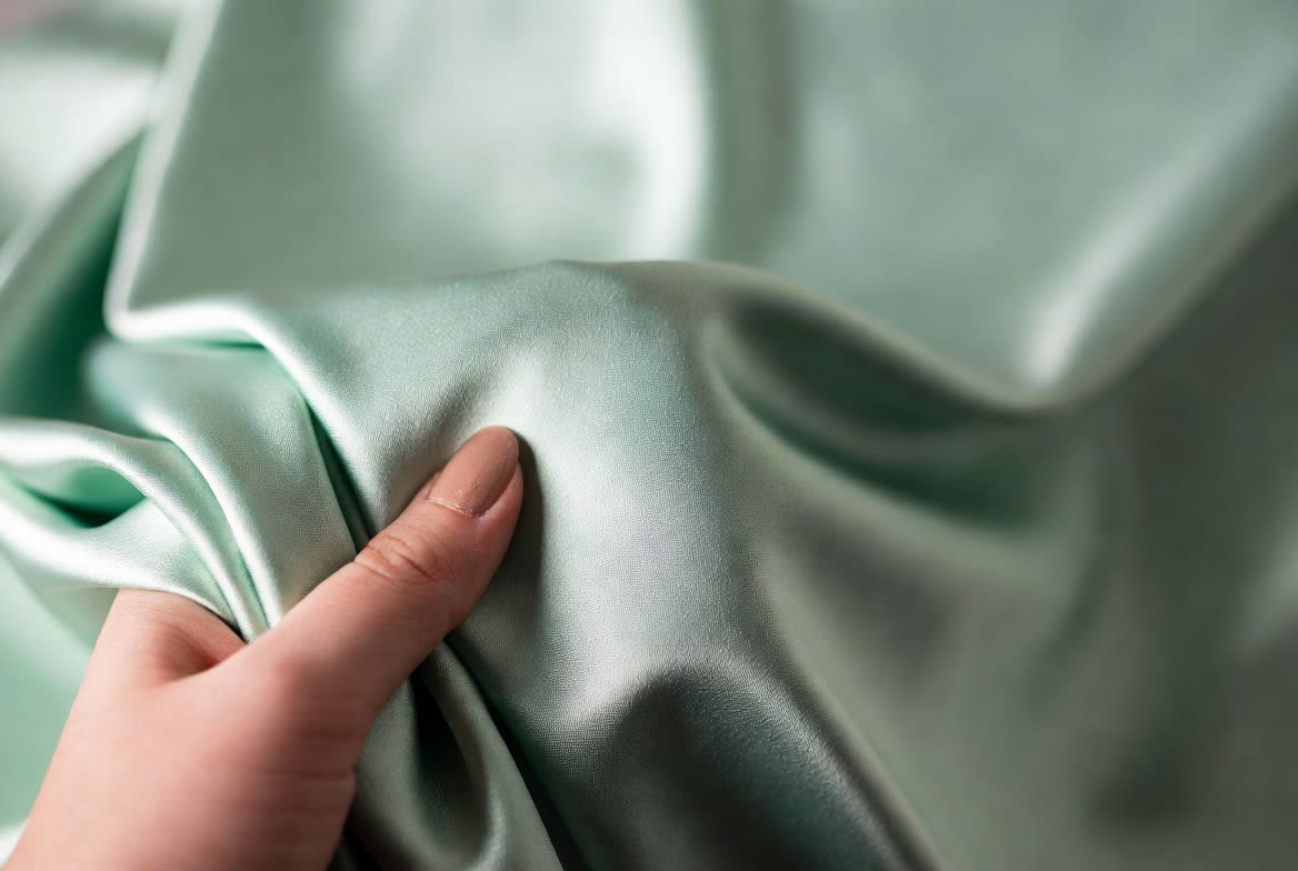 Silkilinen silk or satin The complete guide