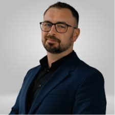 Maciej Bobrowski