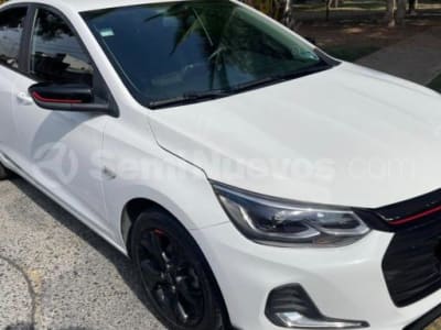 Chevrolet Onix — foto 1