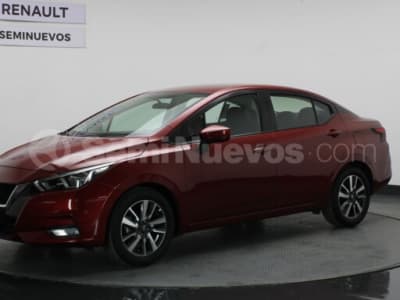 Nissan Versa — foto 1