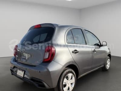 Nissan March — foto 1