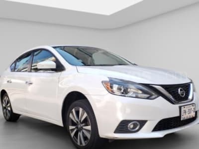 Nissan Sentra — foto 1