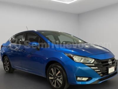 Nissan Versa — foto 1
