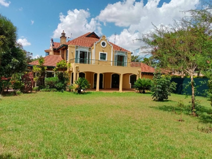 Runda Elegant 5-Bedroom House Location: Runda, Nairobi, Kenya