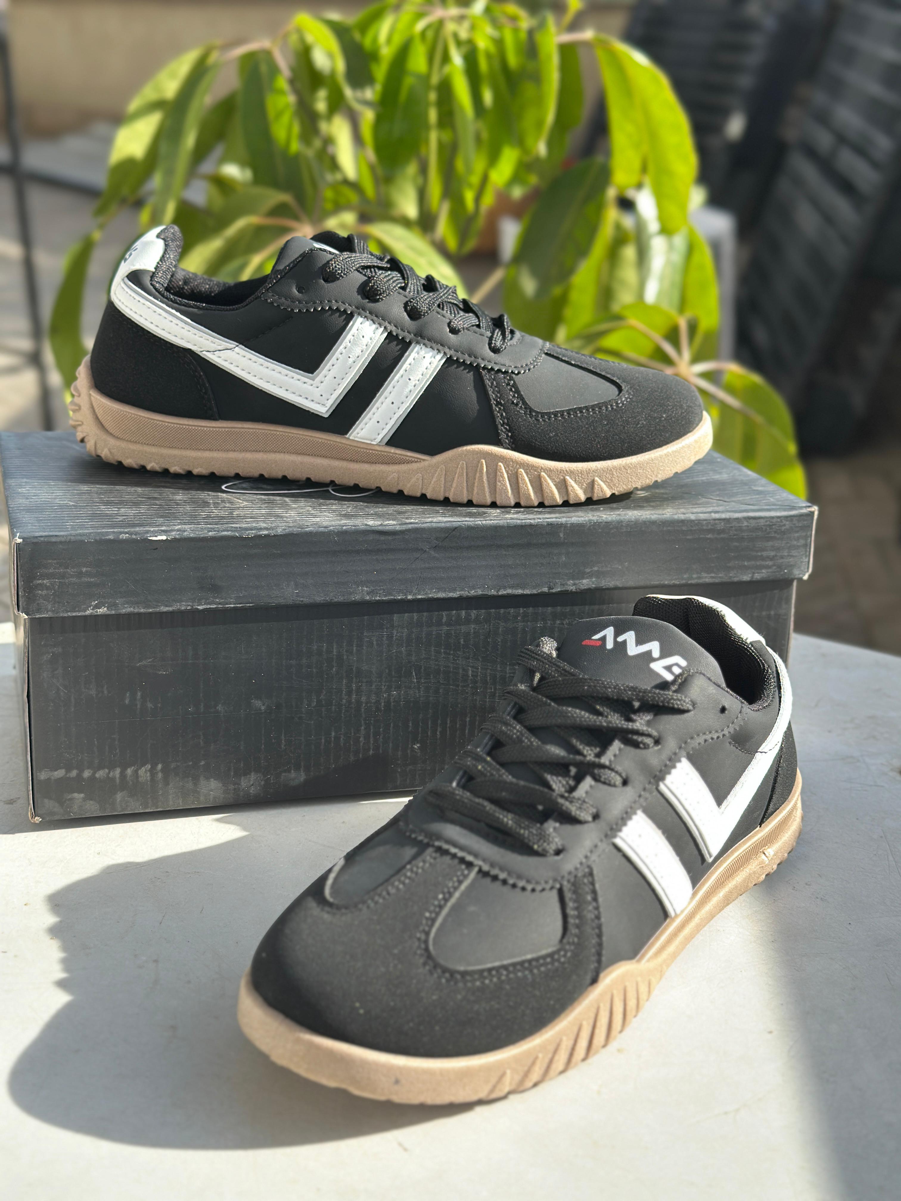 AMG Dual Stripe Casual Sneakers - Black Variant