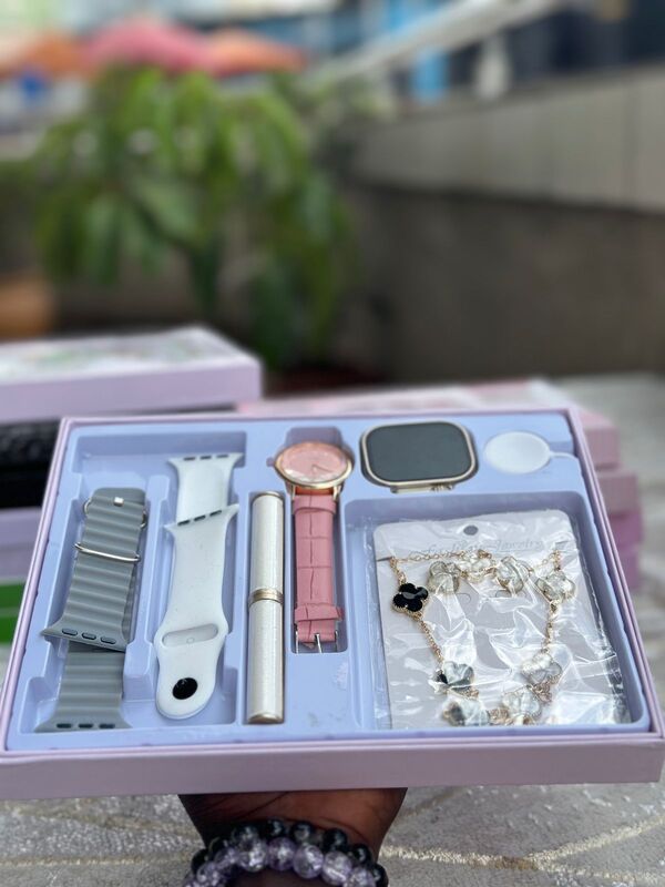 A69 Max Smart Watch Gift Set