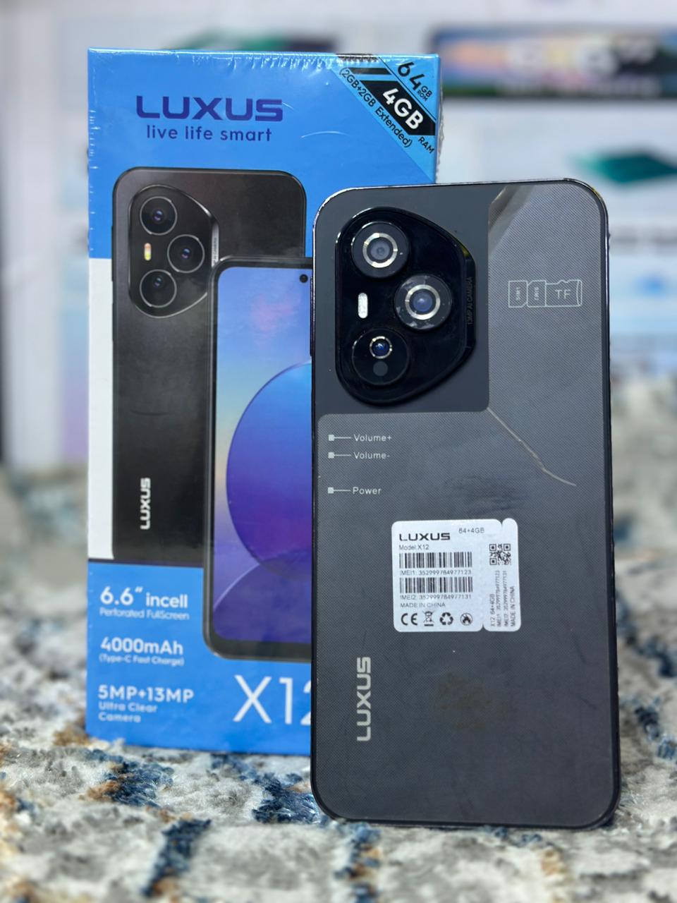 Luxus X12 Smartphone (64GB + 4GB RAM)
