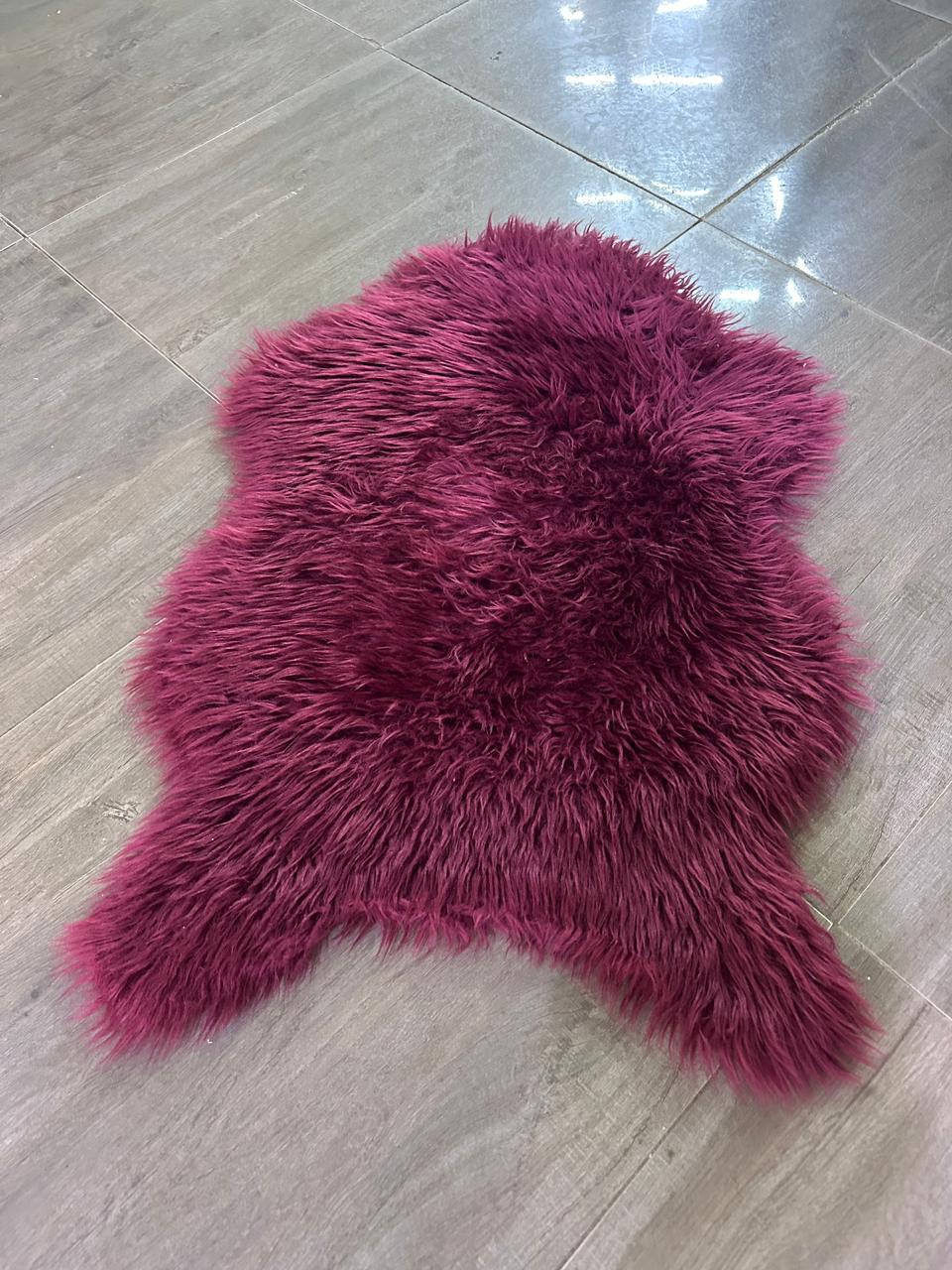 luxury-faux-fur-bedside-carpet