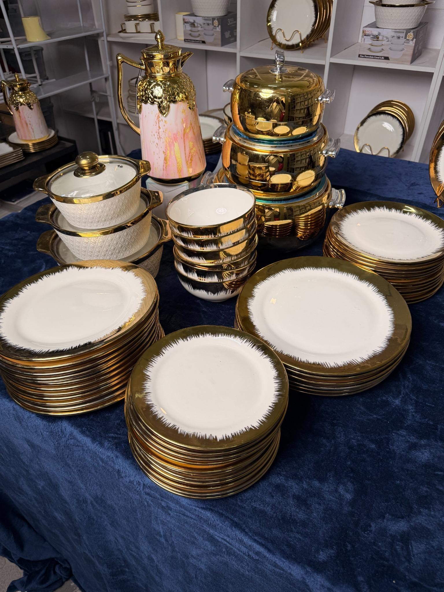Sultan Gold Dinner Set