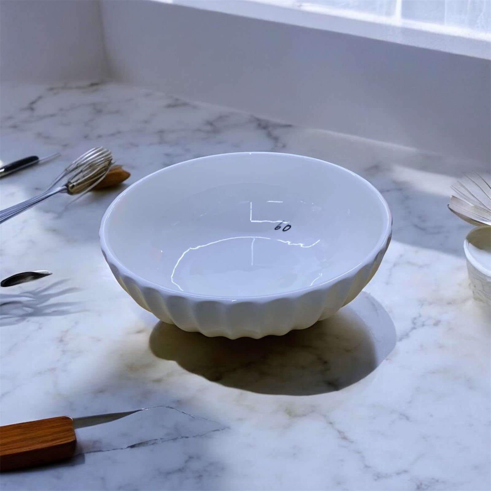 H60 10-inch Pumpkin Bowl