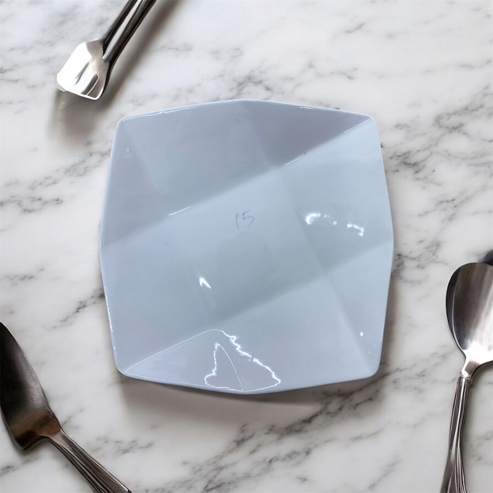 H15 10-Inch Nine Grid Serving Dish