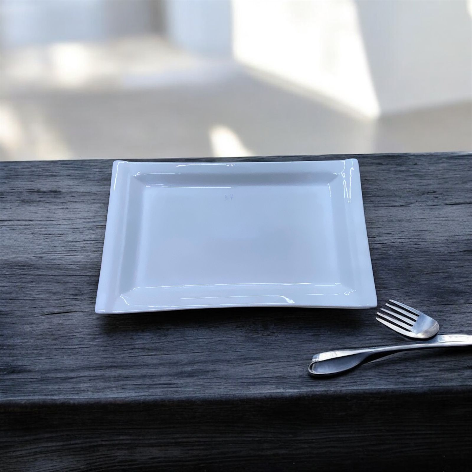 H37 Rectangular Serving Tray