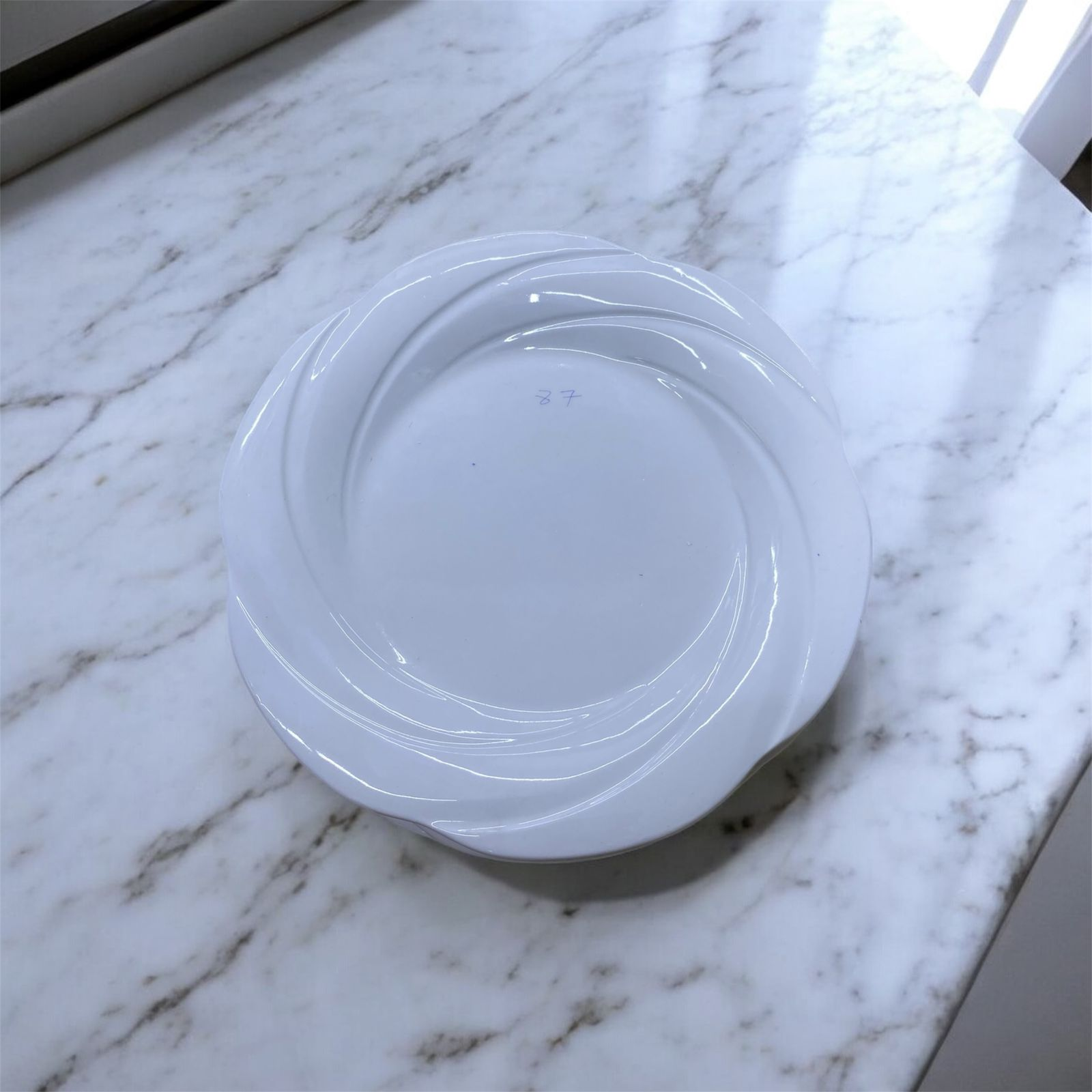 H87 9-inch Shallow Dish