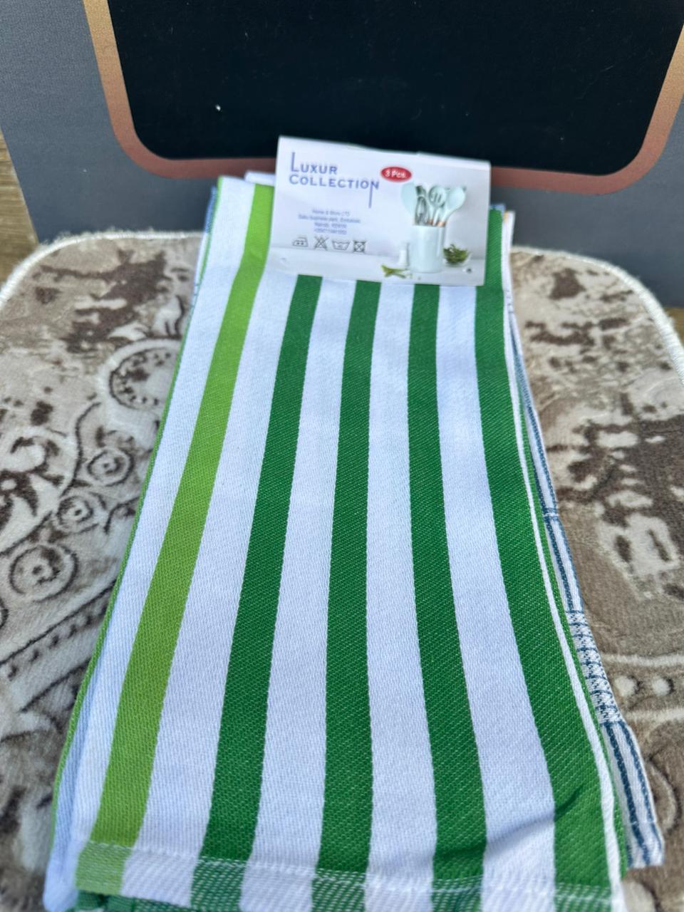 Image of Luxury Collection Kitchen Towel Set (3PCS) - Absorbent & Durable