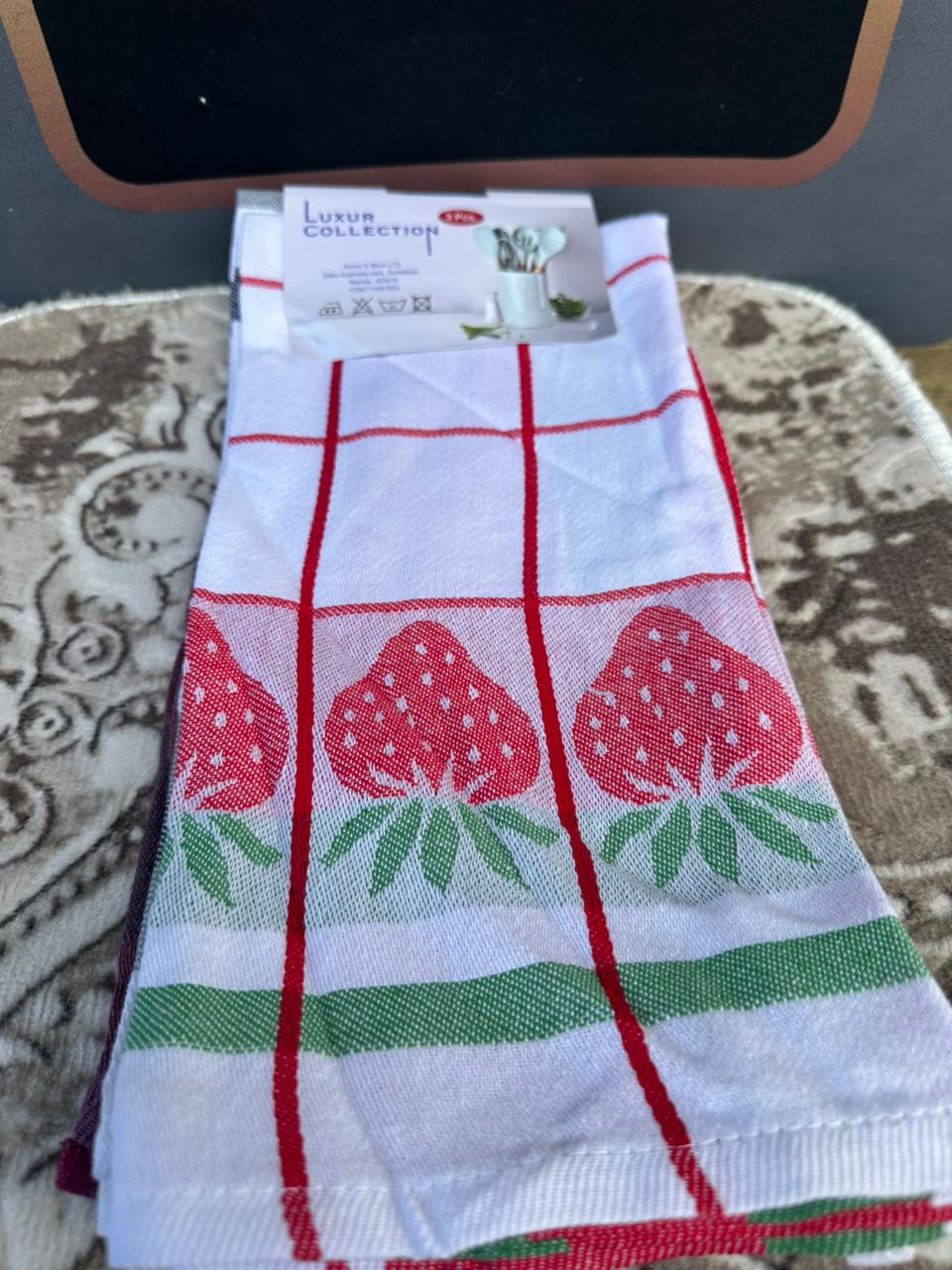 Image of Luxury Collection Kitchen Towel Set (3PCS) - Absorbent & Durable