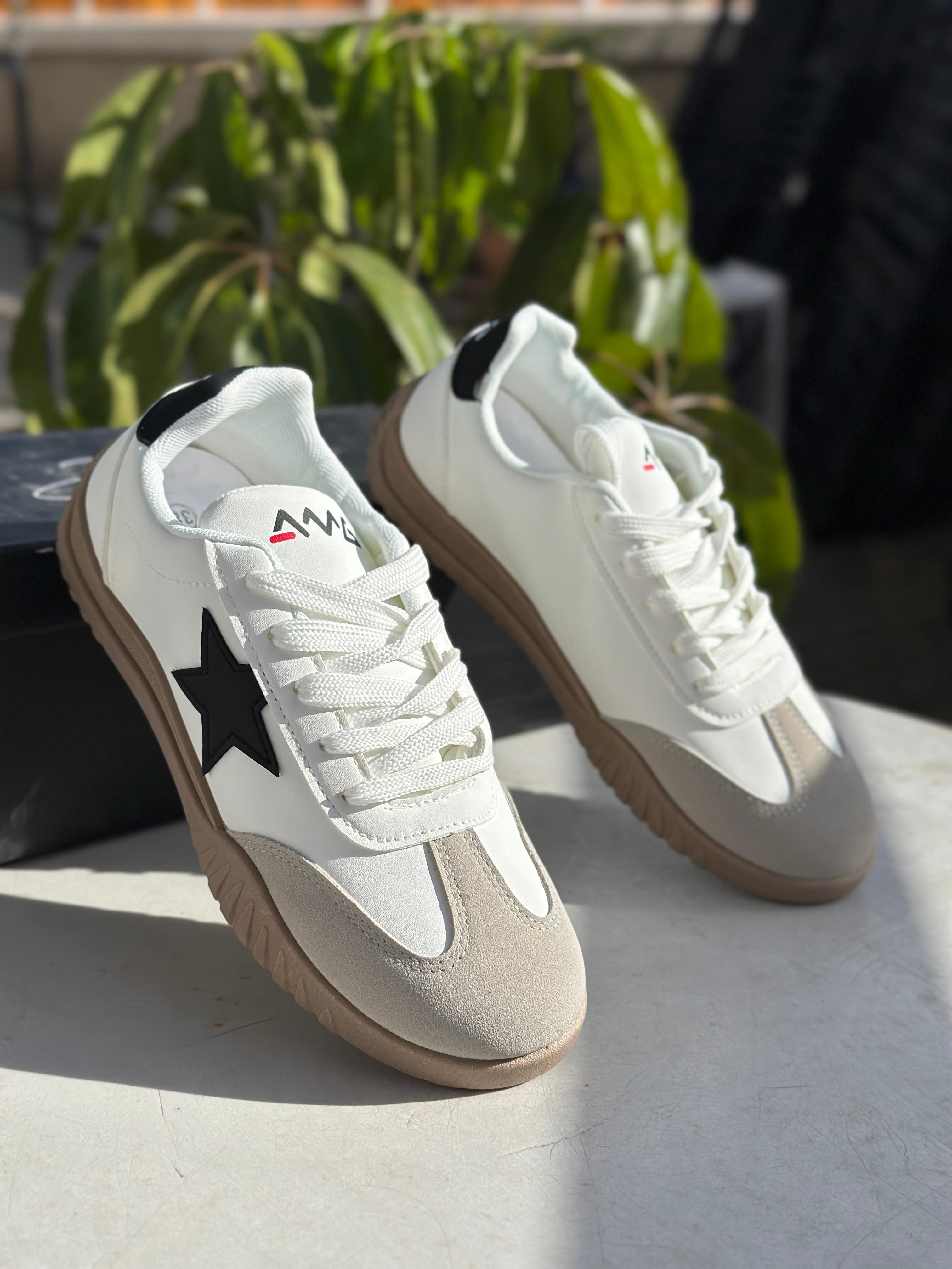 Image of AMG Star Edition Casual Sneakers - White Variant
