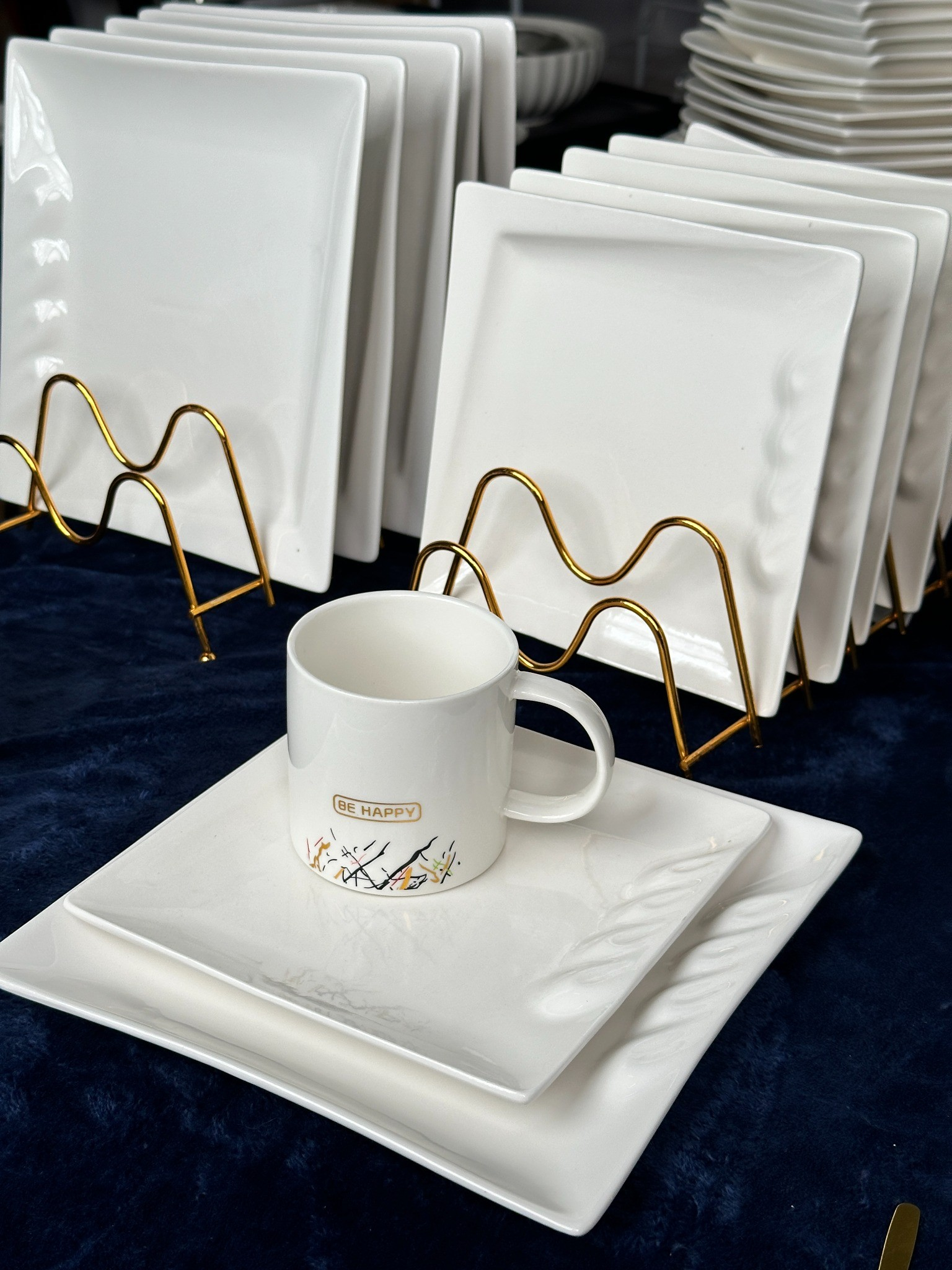 Image of Zawadi Full Dinner Set – 16 Pieces