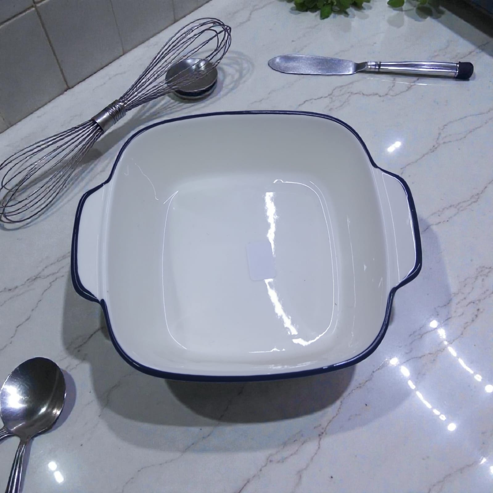 Image of 5.7- inch Rose Diamond Baking Dish (JS-75)