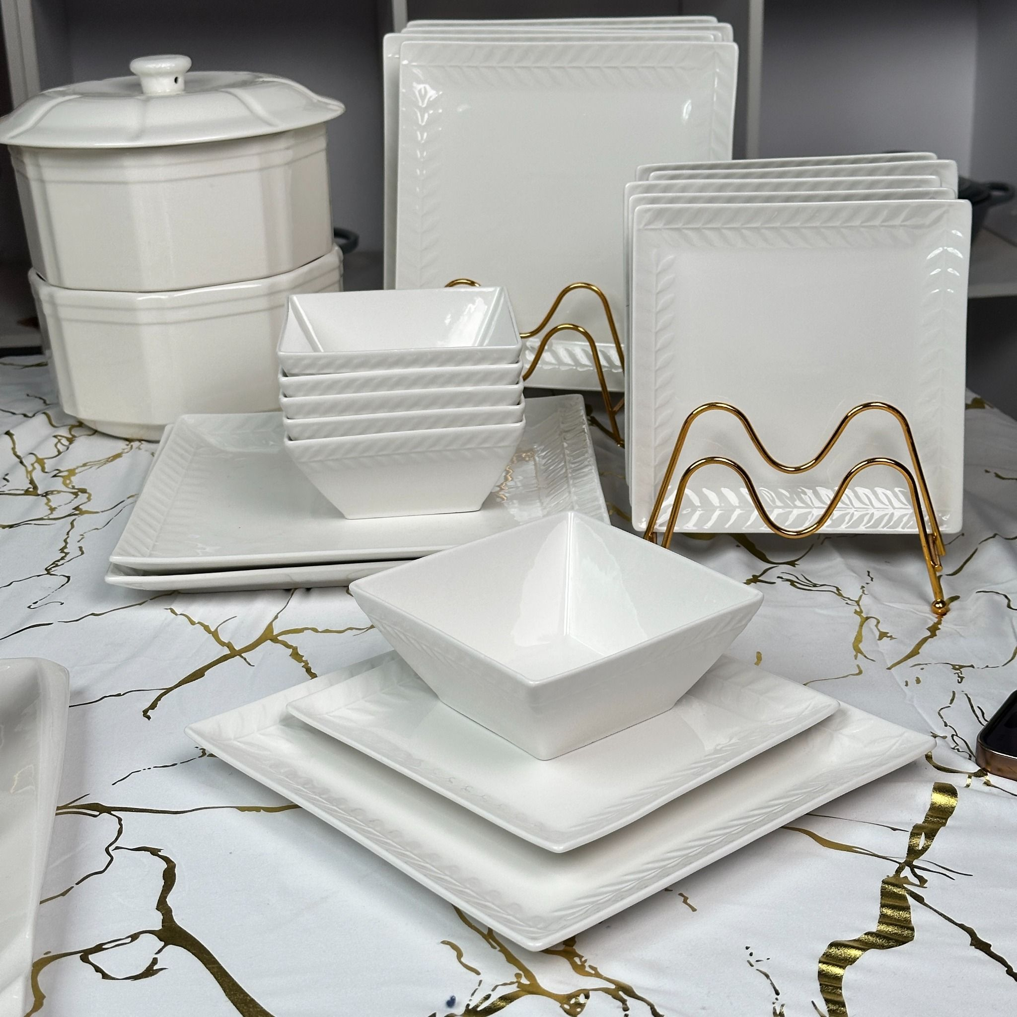 Image of Kioni Dinner Set