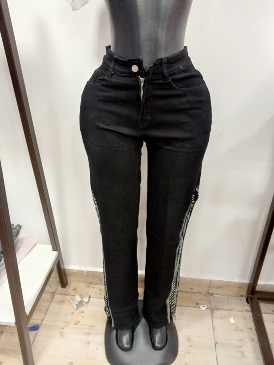 Image of Wide-Leg Denim Mummy Jeans
