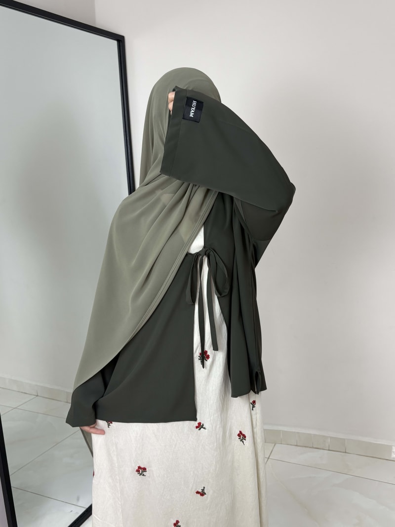 ABAYA FLORA IVORY RED BLOSSOM