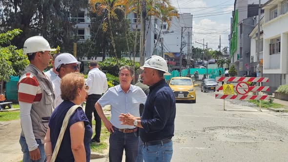 El Alcalde James Padilla García recorre la Comuna 10 y verifica obras en Laureles 3