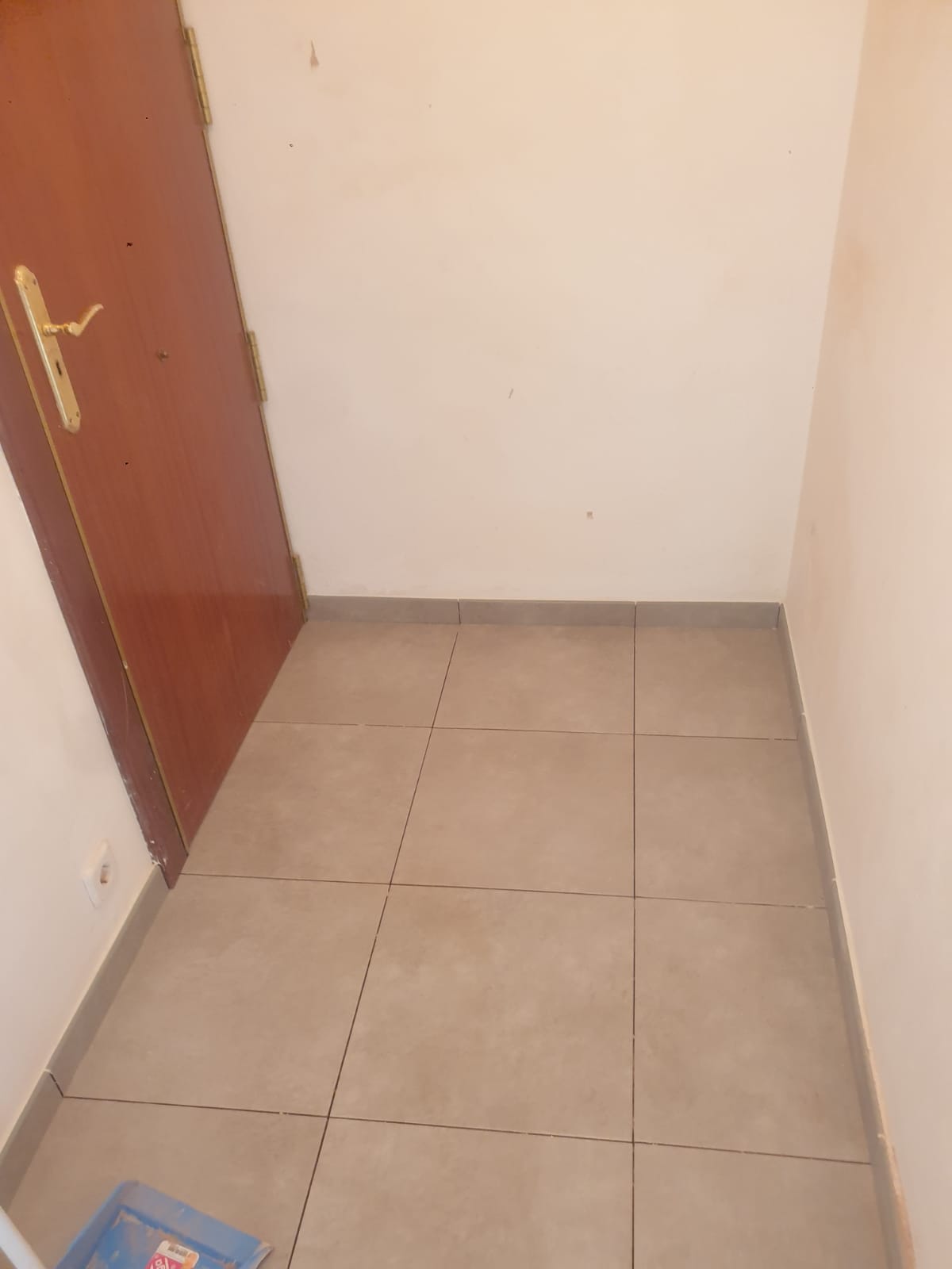 Mantenimiento de suelo en piso unifamiliar