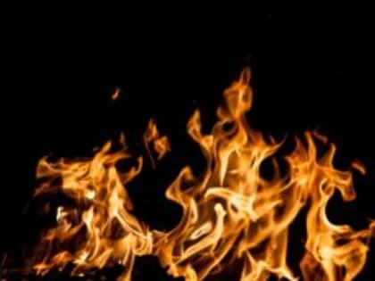 Из-за неосторожного обращения с огнём в Кургане загорела баня