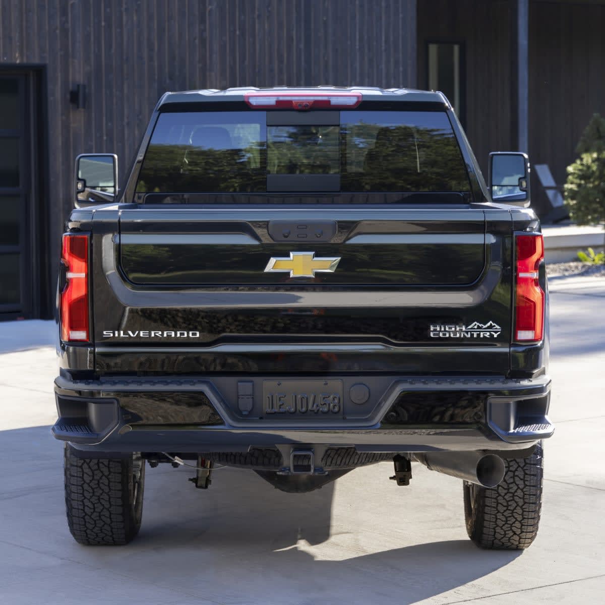 silverado-2500-fishers-square