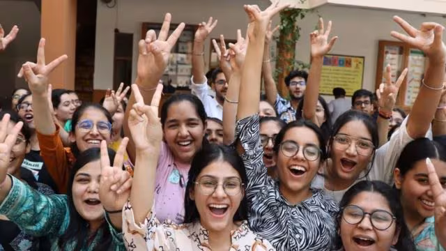 GSEB Class 10, 12 Exam Dates 2026: Gujarat Board Schedule