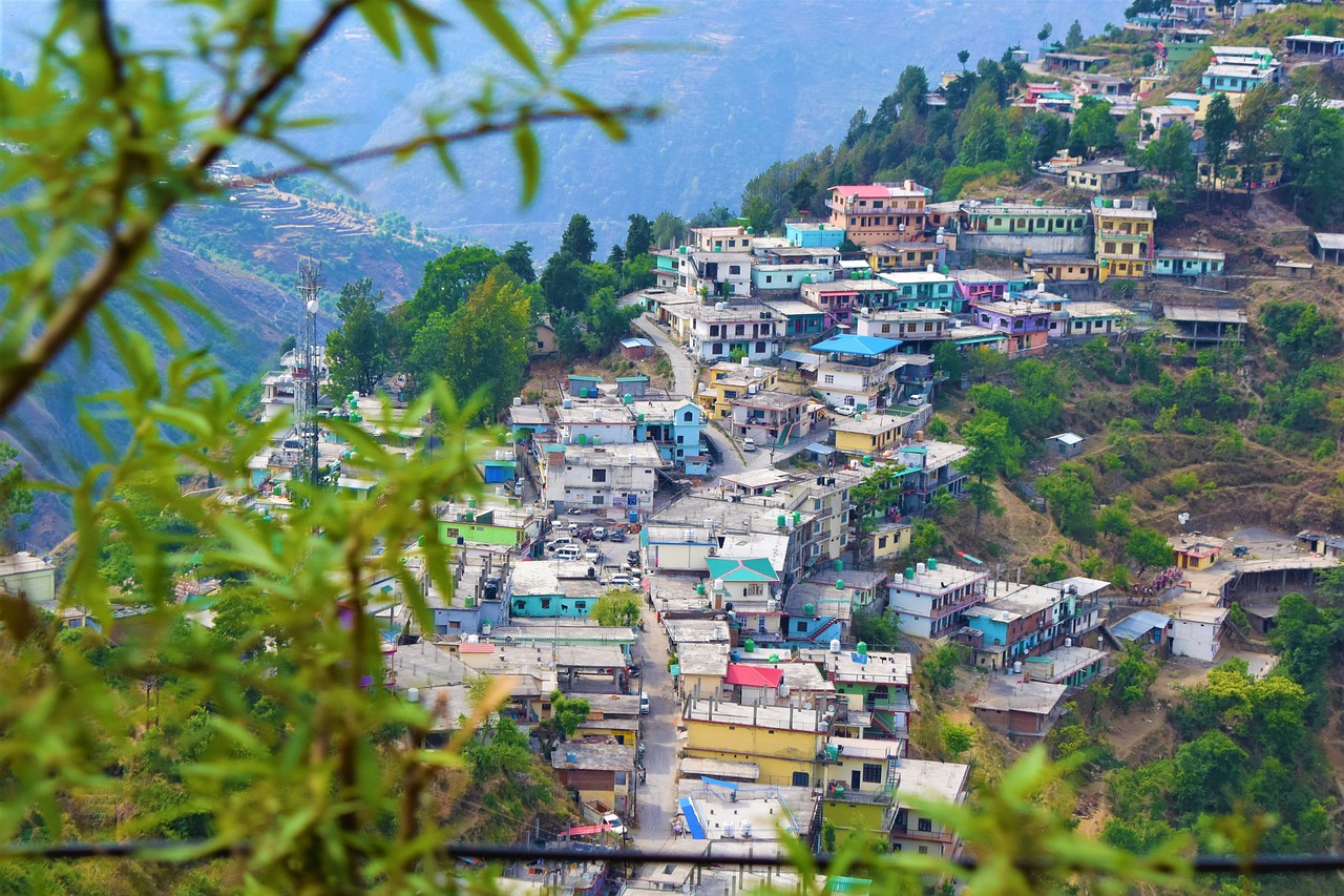 The Ultimate Mussoorie Travel Guide: Exploring the Queen of Hills & Landour