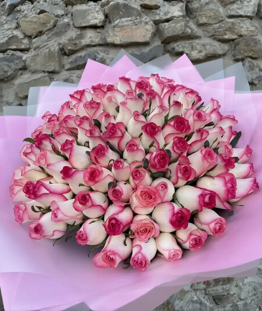 Kenyan rose bouquet