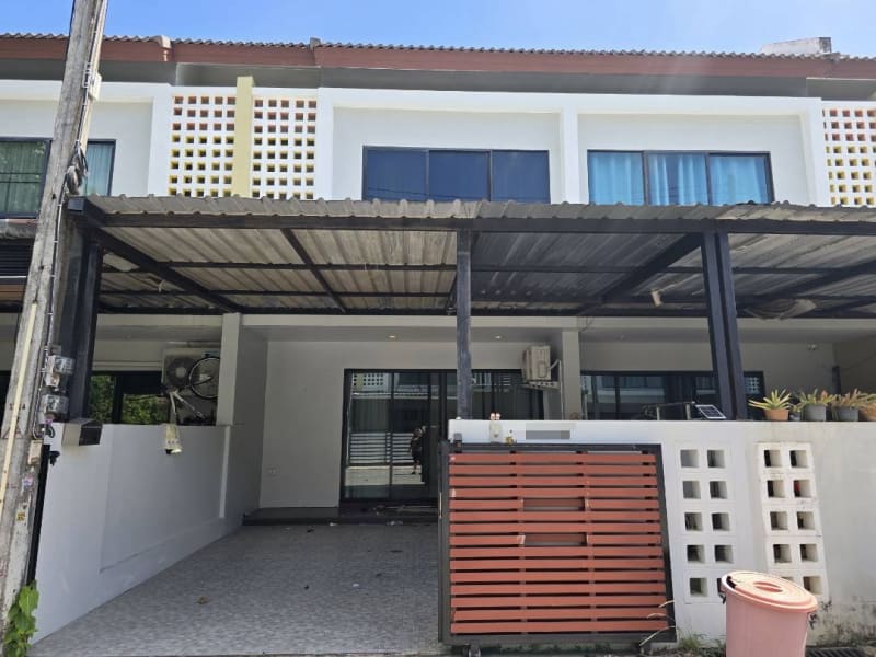 โชคทิพย์ วิลล่า — 3-bed townhouse for sale in Chalong, Phuket — photo 1