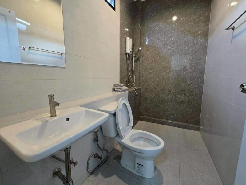 1BR Townhouse — 1-bed townhouse for rent in Chalong, Phuket — photo 7