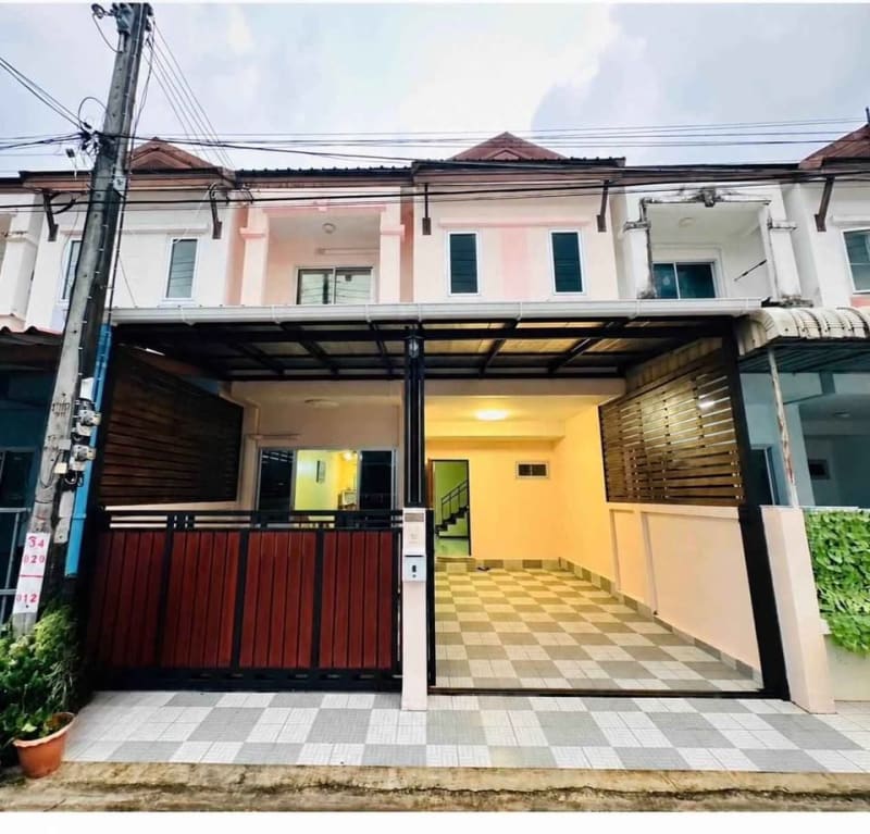 3BR Townhouse — 3-bed townhouse for rent in Rawai, Phuket — photo 1