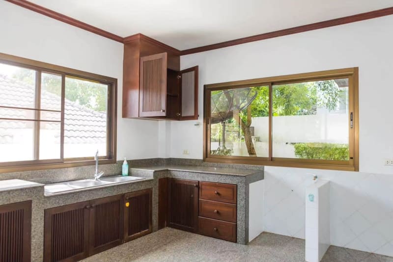 3BR House — 3-bed house for rent in Chalong, Phuket — photo 4