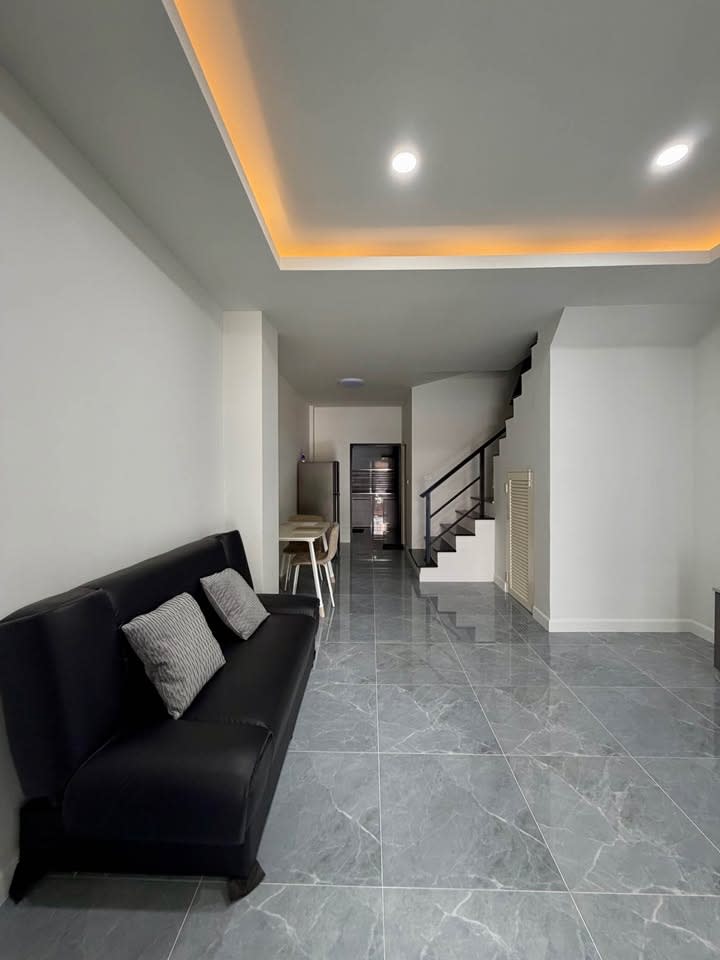 2-bed townhouse for rent in Thalang, Phuket — photo 2