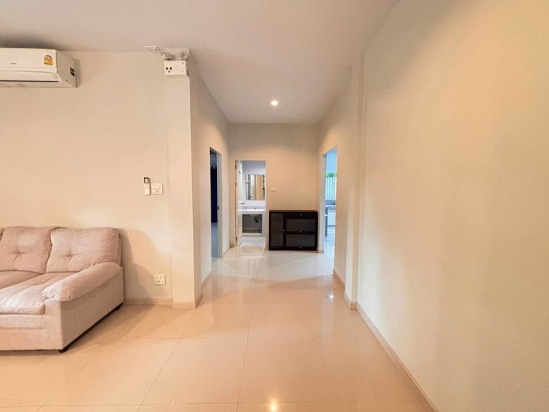 หมู่บ้าน ปรางทอง — 4-bed house for rent in Chalong, Phuket — photo 4
