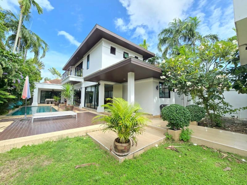 3-bed villa for rent in Rawai, Phuket — photo 1