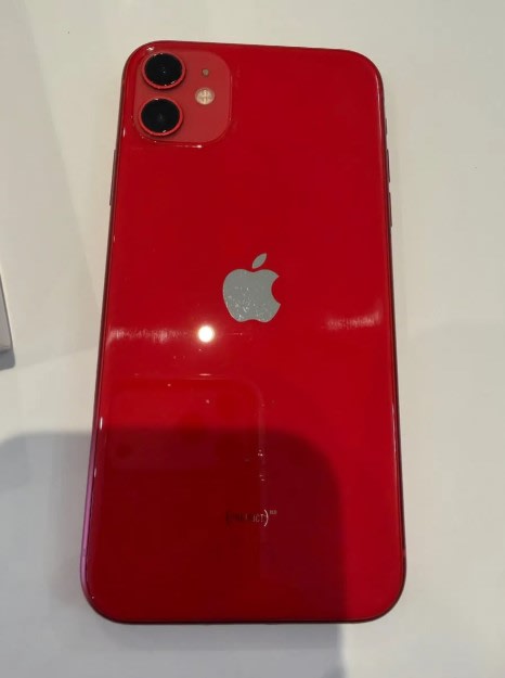 Image for iPhone 11 – 128GB  – €200