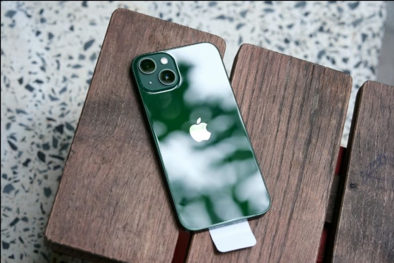 Image for Apple iPhone 13 – 128GB – Unlocked – €420