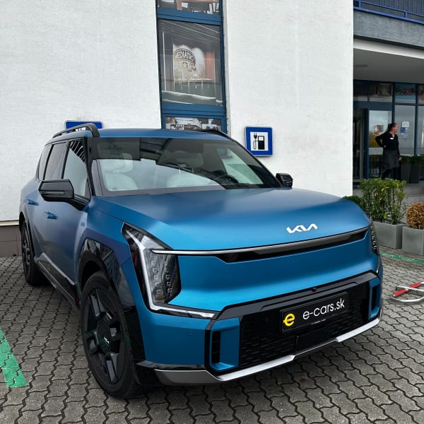 Kia EV9 GT line (2024) dovezený na Slovensko cez e-cars.sk