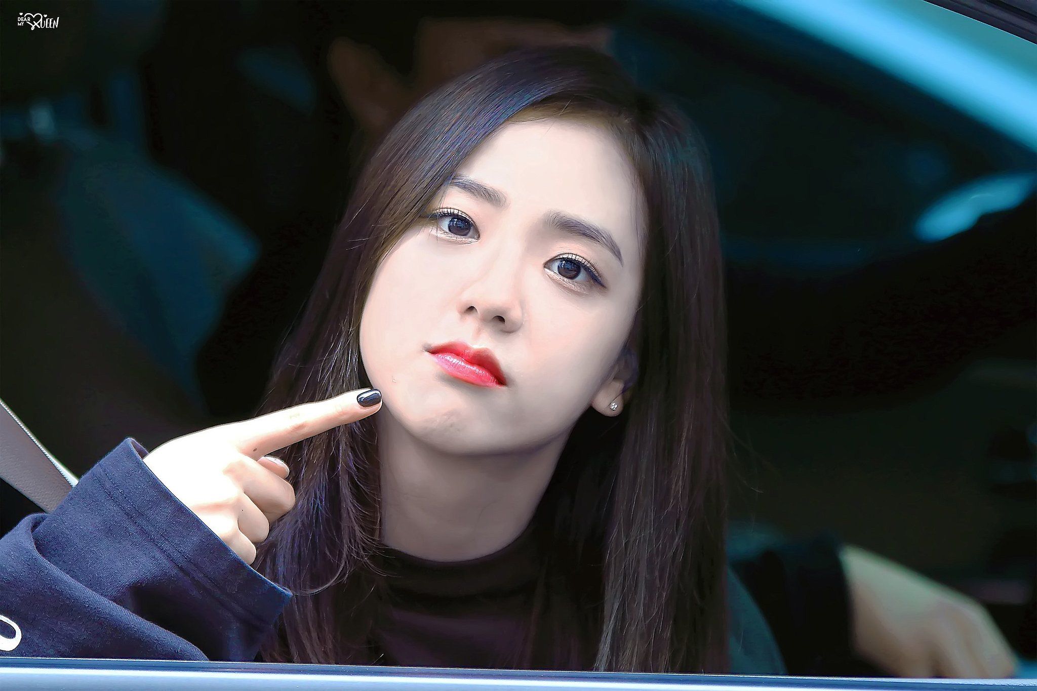 7 Fakta Jin BTS, Member Tertampan dan Celananya Pernah Melorot diatas Panggung! iu 7 Fakta Jin BTS, Member Tertampan dan Celananya Pernah Melorot diatas Panggung!