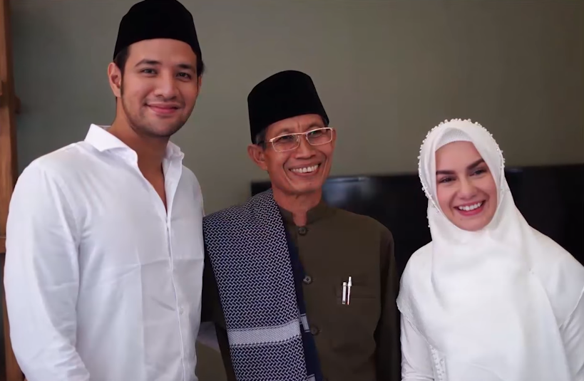 Nitizen Curiga Irish Bella Hamil Duluan, Ini fakta Sebenarnya! hipwee a2 Nitizen Curiga Irish Bella Hamil Duluan, Ini fakta Sebenarnya!