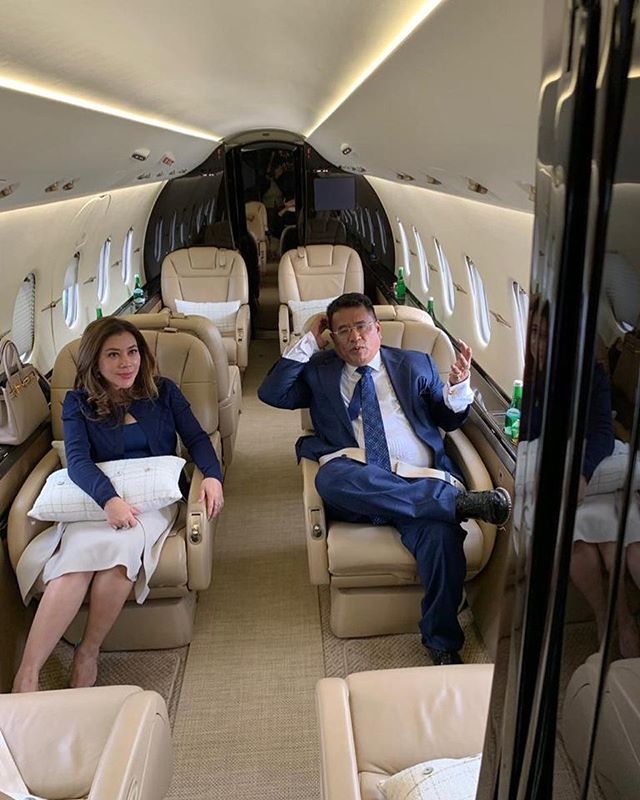 Potret Kemewahan Artis Indonesia Diatas Jet Pribadinya Jet pribadi Potret Kemewahan Artis Indonesia Diatas Jet Pribadinya