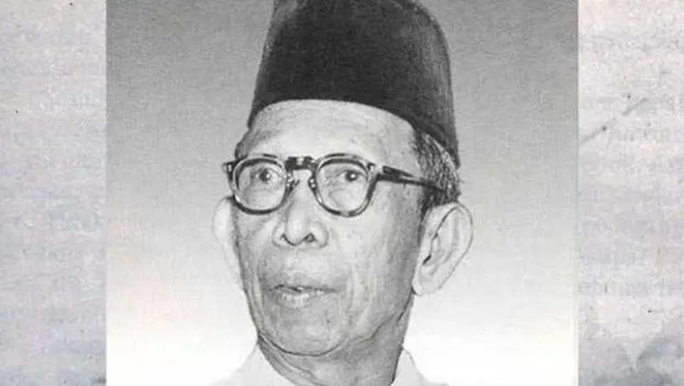 Biografi Hajar Dewantara Singkat Menggambarkan Karya Jurnalistiknya