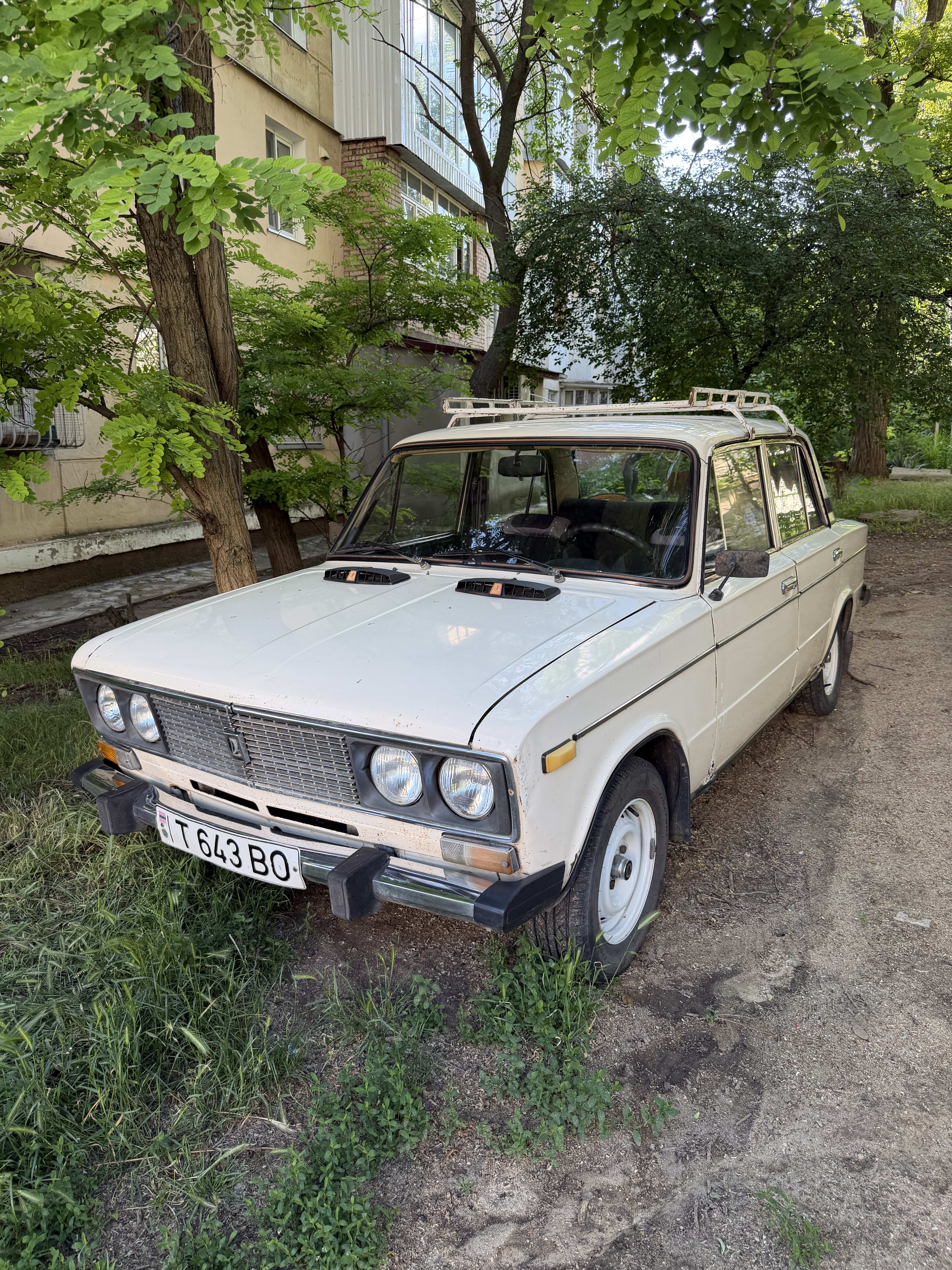 Traditionele Lada in het centrum van Tiraspol
