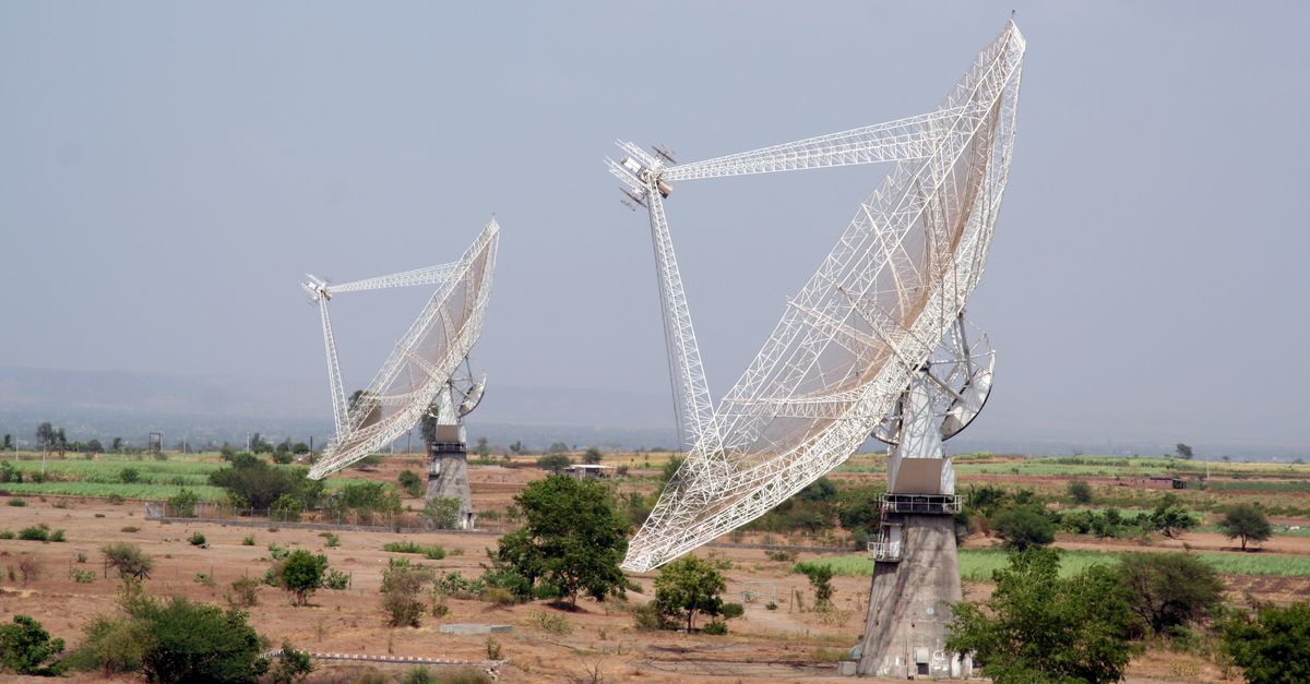 Starlink’s India Ambush: Musk’s Affordable Promise Amid Ambani’s Jio IPO illustration or cover
