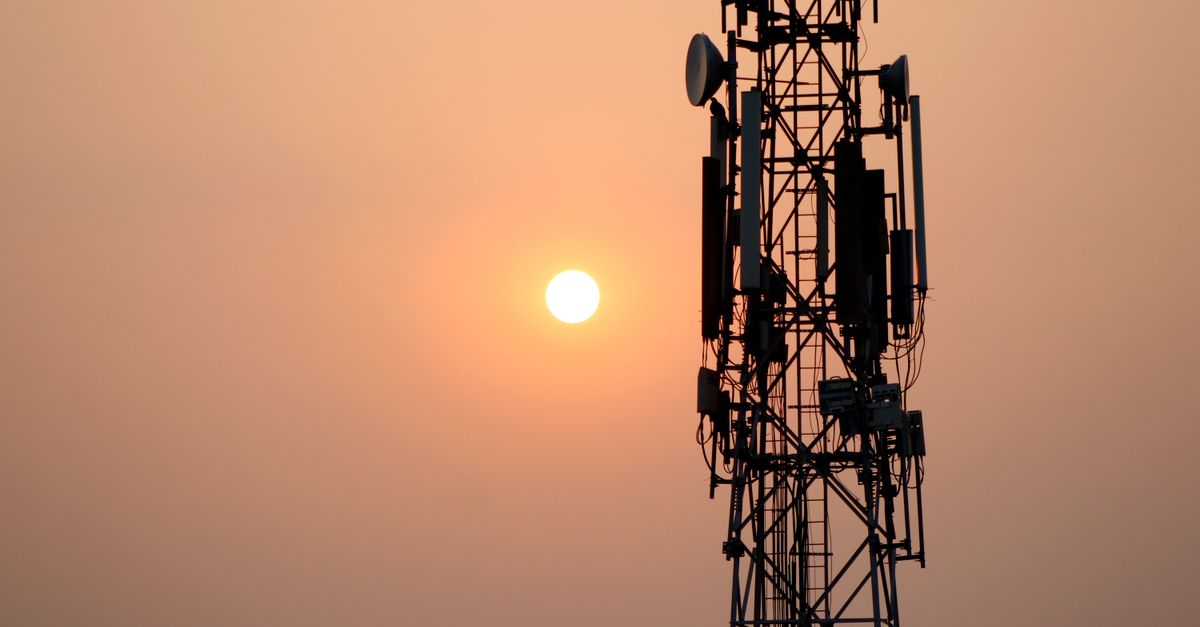 Reliance Jio’s $20 Billion IPO: Pricing, Demand and the Ripple Effect on South Asian Telecoms illustration or cover